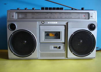 Radiomagnetofon NOVEX SRR-4040