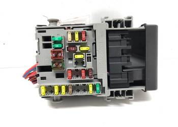 SKRZYNKA BEZPIECZNIKÓW OPEL ASTRA J 13222786 Kombi 10-15 1.7 125KM MOD