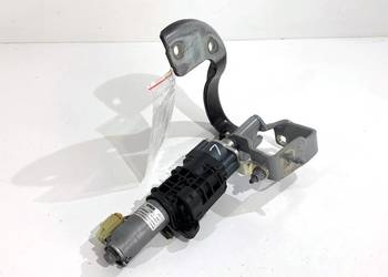 ZAWIAS KLAPY LEWY TYŁ AUDI A4 B9 Kombi czarny brylant (Brilliant Black