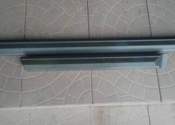 Fiat 132 mk3 - para listew drzwi na prawą stronę