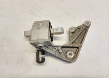 Porsche Taycan GTS 9J1 2023r Łapa poduszka silnika tył lewa 9J1399233E