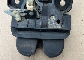 Zamek klapy Audi a6 c5 kombi 4b9827505e