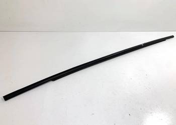 LISTWA ZGARNIAJĄCA PRZÓD PRAWY TOYOTA COROLLA E21