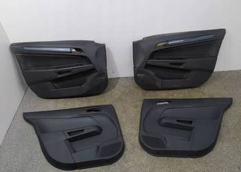 TAPICERKA BOCZEK PRZÓD TYŁ KOMPLET KOMBI SKÓRA Opel Astra III (2004-14  ) H