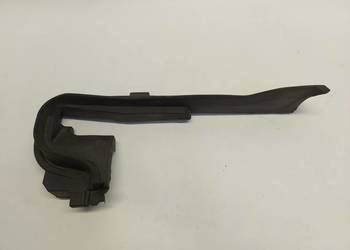 PORSCHE MACAN S 95B Wygłuszenie błotnika przód prawy 95B823732A