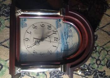 Stary zegar z PRL-u