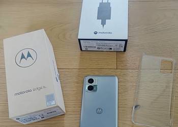 Smartfon Motorola Edge 30 Neo 8 GB / 128 GB 5G czarny