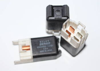 MITSUBISHI CARISMA PRZEKAŹNIK RELAY DENSO 12V 056800-2230