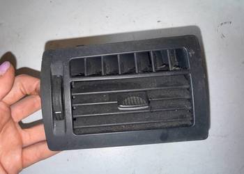 Kratka wentylacyjna Opel Zafira B