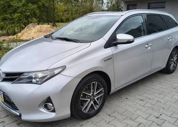 Toyota Auris 1.8 Hybryda + LPG = 15zł/100km CVT Super stan - sprawny! Wawa!
