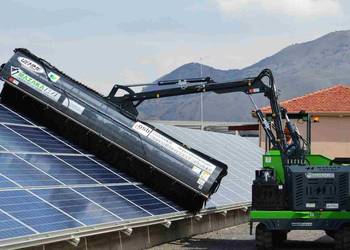 PROMOCJA ! DEMO Myjka samojezdna do farm fotowoltaicznych, szczotka 3,5 m