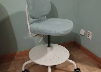 Krzesło dziecięce IKEA VIMUND regulowane ergonomiczne + podnóżek, miętowe