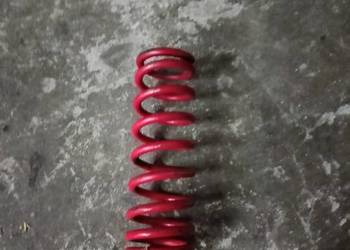 Sprężyna tylnego amortyzatora Suzuki RM 125 95-99