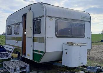 Sprzedam przyczepę kempingową