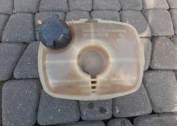 VW Golf I zbiornik płynu chłodzącego II