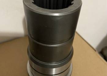 5196514 Tuleja Farmall MXU Maxxum T5. T6. T6000 TS Case