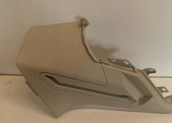 VOLVO V60 CC OSŁONA SŁUPKA LEWA TYŁ 32132031