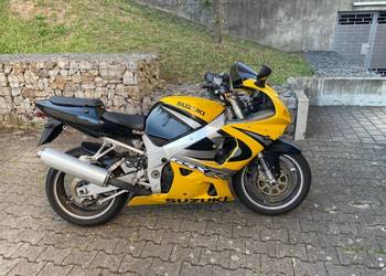 Suzuki GSX-R 750 K1