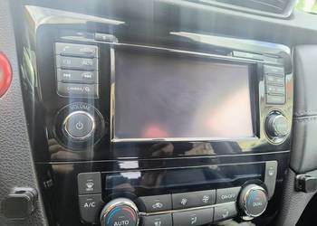 Oryginalne Radio Nissan X-Trail T32 BOSE Panel Klimatyzacji
