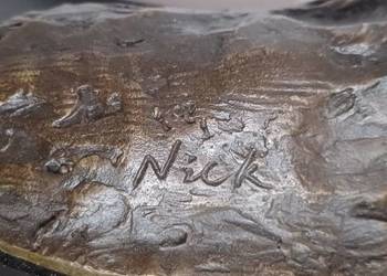 Duży Indianin z łukiem