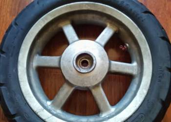 Koło 130/70 R12 tylne 1PE40QMB 2T