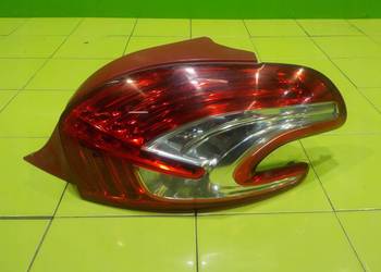 PEUGEOT 208 I 1.2 VTI 12r 5D lampa prawa tyl