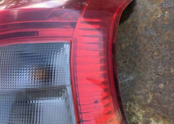 Lampy tylne Toyota Yaris 2