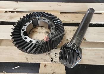 Wałek ataku + koło Z11x39 FWD John Deere 8360R