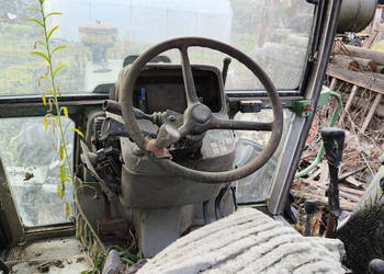 Fendt 309 - na części - kolumna kierownicza lewarek pompka