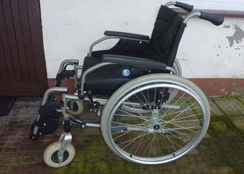 Ultralekki wózek inwalidzki aluminiowy V300 Vermeiren.Stan bardzo dobry.