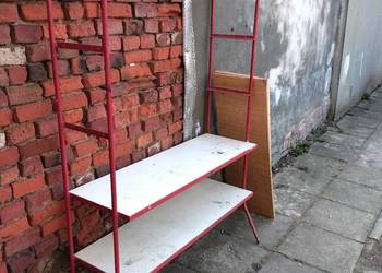 Sprzedam solidny regał