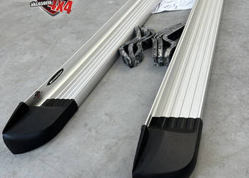 Progi Stopnie Boczne do wsiadania Aluminiowe Toyota Hilux (2015-2025+)