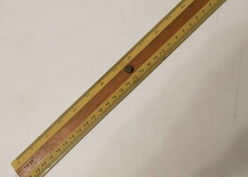 Drewniana linijka 30 cm, z dwoma różnymi skalami i uchwytem w środku