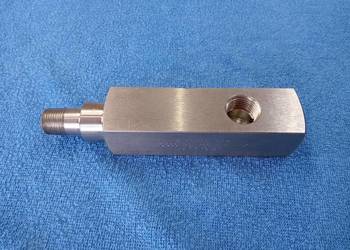 Adapter manometru kostka przyłącze ENERPAC 1/2 cala 700 bar