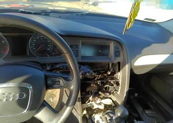 Deska rozdzielcza kokpit pasy poduszki airbag Audi A6 C6