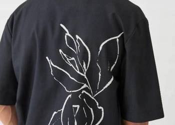 boohooman czarna koszula z krótkim rękawem print M