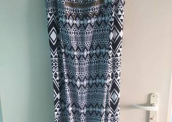 Ładna szaroczarna letnia sukienka z ozdobami Boohoo roz 48/50.