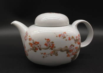 Porcelanowy dzbanek/czajnik do herbaty Piesau, w Turyngii
