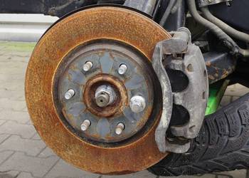 PIASTA PRZÓD LEWA INFINITI QX80 2010+