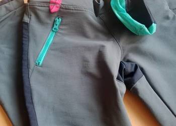 Spodnie softshell turystyczne