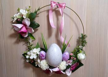 Stroik wielkanocny na kole