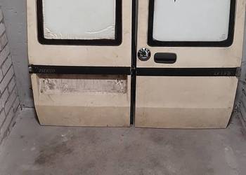 Skoda Felicia pick up  tylne drzwi stan b dobry