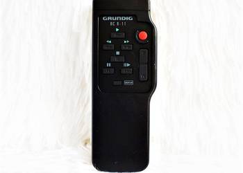 Pilot GRUNDIG RC 8-11 Video 8 Camera Oryginał z lat 90'