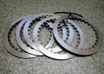 PRZEKŁADKI TARCZ SPRZĘGŁA SUZUKI DR 600 85-89R