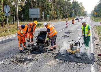 Asfaltowanie ścieżki rowerowej, układanie asfaltu, Legnica, Wałbrzych,