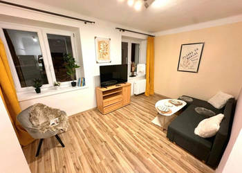 Kawalerka po odświeżeniu obok Manufaktury w bloku!