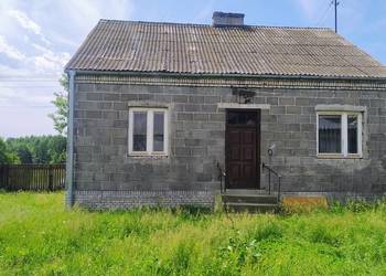 Sprzedam dom z budynkami  dogodny dojazd.