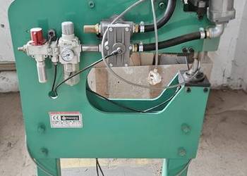 Maszyna do wbijania nakretek pazurkowych M8 NAGAYAMA CB/NHF & NHF T-nuts