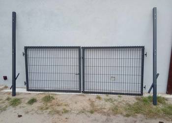 Brama dwuskrzydłowa 300 cm x125 cm z słupkami w komplecie