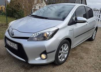 Toyota Yaris Hybryda Automat